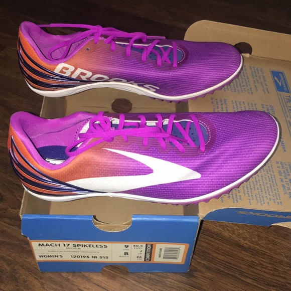 Brooks Mach 17 Spikeless NIB Women’s sz 9B - Picture 7 of 11